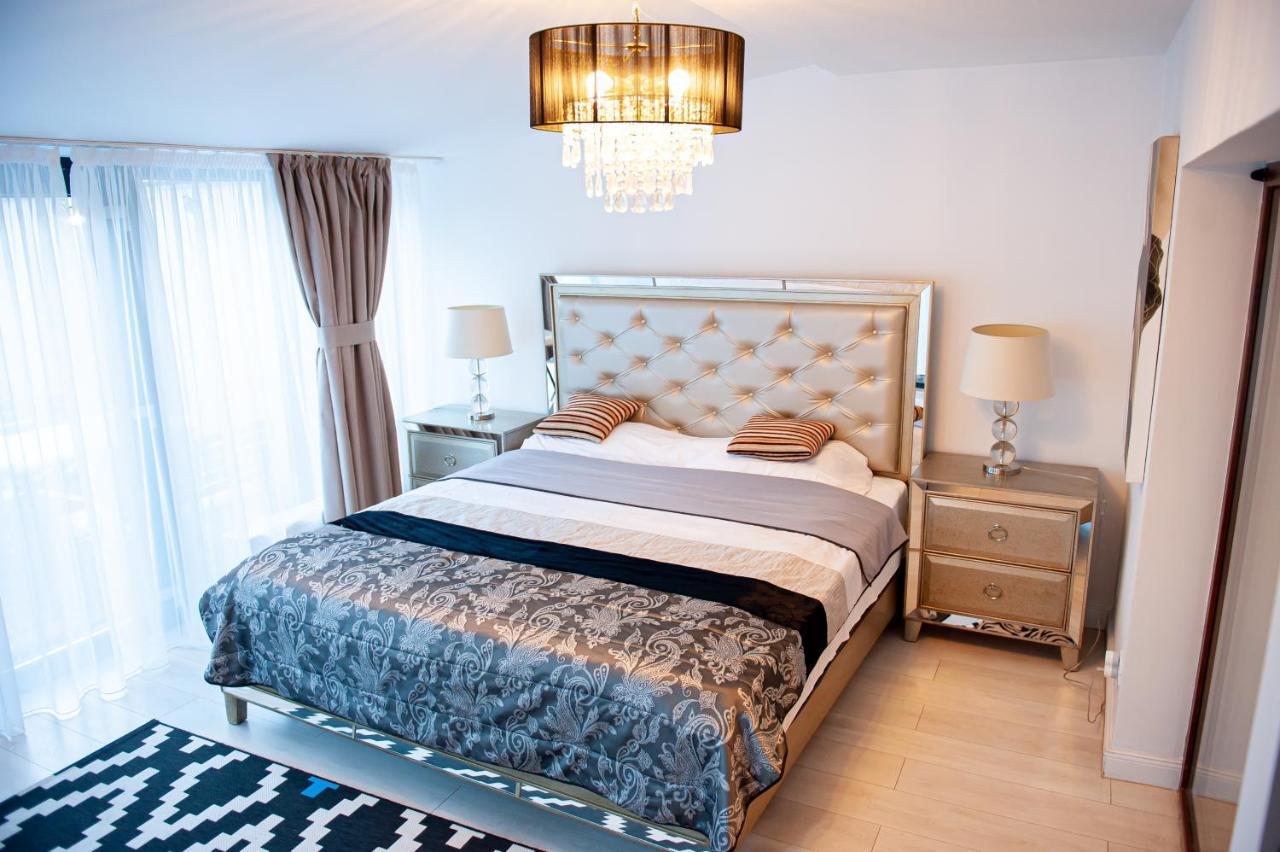 Kai Mountain Luxury Apartment Braşov Exteriör bild
