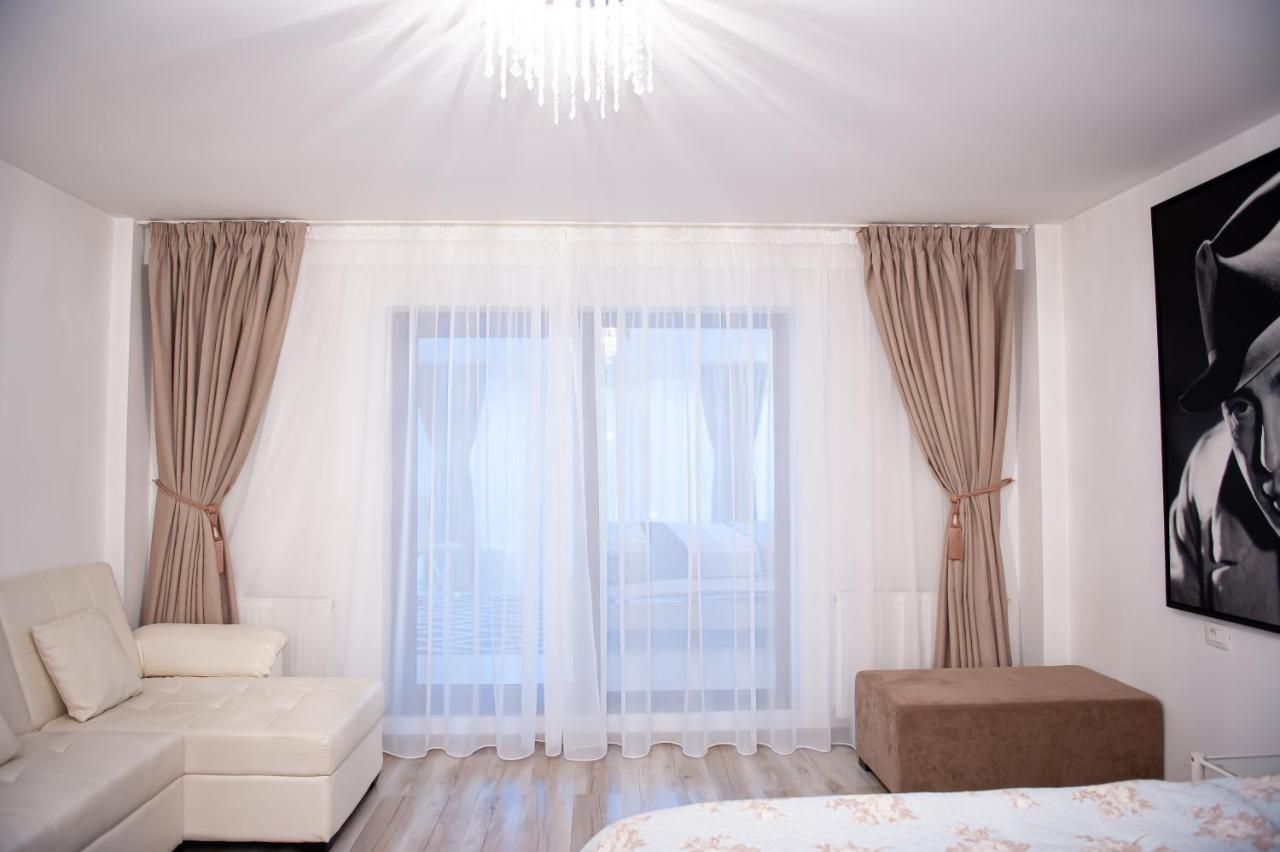 Kai Mountain Luxury Apartment Braşov Exteriör bild